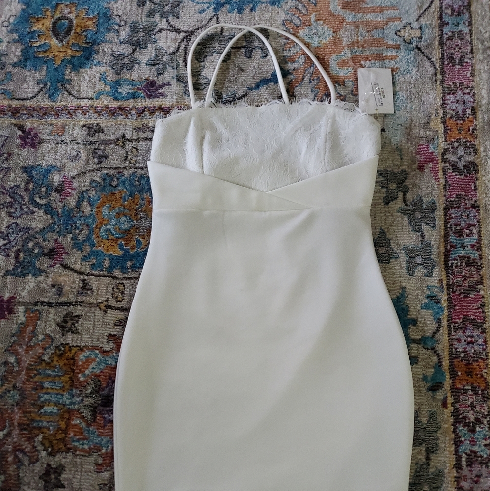 Cute little white dress.